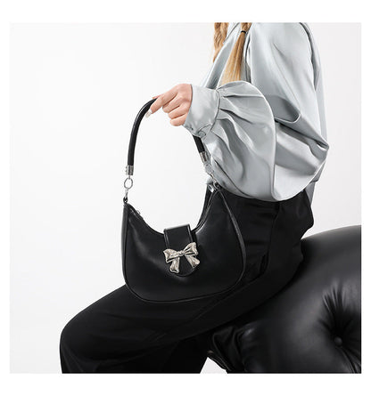 Women’s Bow-Adorned Chain Shoulder Bag - Crossbody Purse with Detachable Strap
