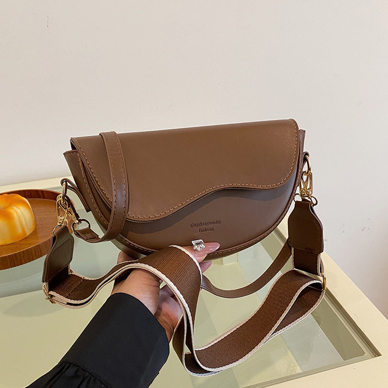 Women’s Vintage Saddle Crossbody Bag – Minimalist Underarm Shoulder Purse